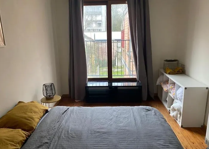 Art Deco - Two Bedroom 아파트 *